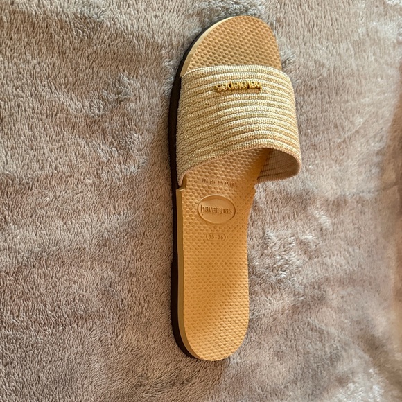 Havaianas Beige Slide Sandals - Picture 1 of 5